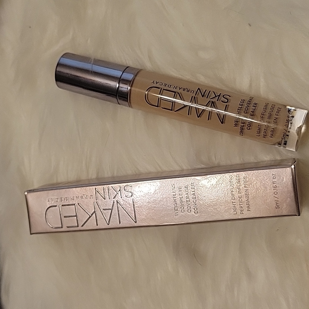 Urban Decay Naked Skin concealer